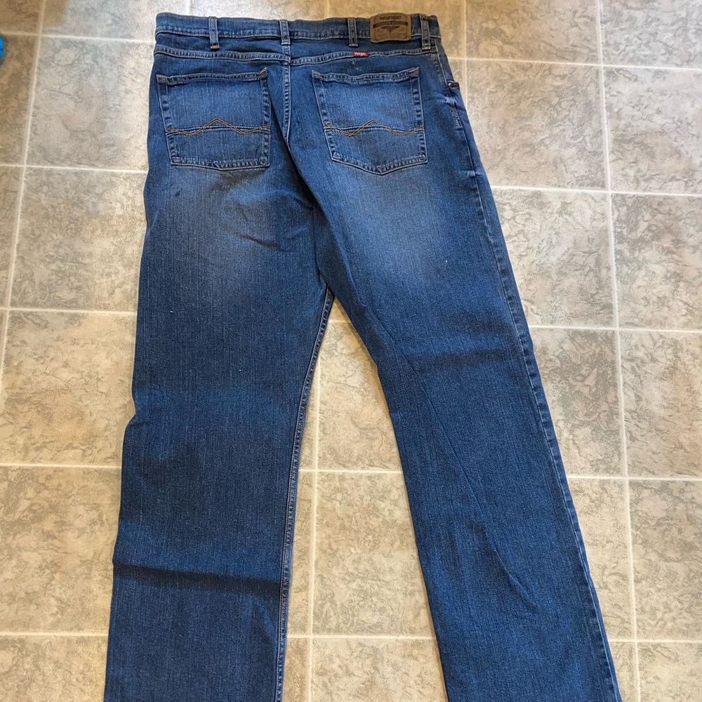 Men’s Wrangler Bootcut Jeans